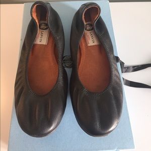 Black Lanvin Ballet Flats. EUC.